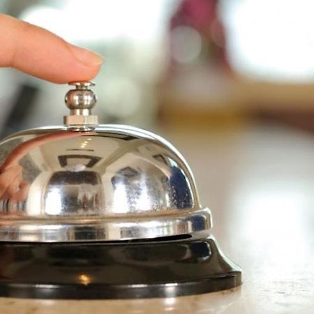 Kreuz! Einfach. Guenstig. Schlafen. Bed & Breakfast Ulm Ngoại thất bức ảnh